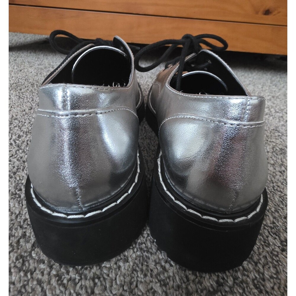 Madden Girl Platform Oxford Shoes Size 7.5  Silver Chunky Lace Up Retro Y2K - Picture 7 of 13